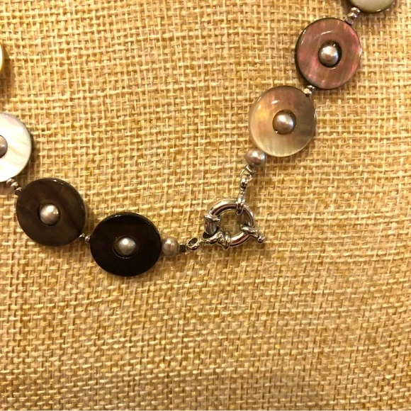 Abalone “Button” Necklace - really unique shell necklace - Picture 6 of 6